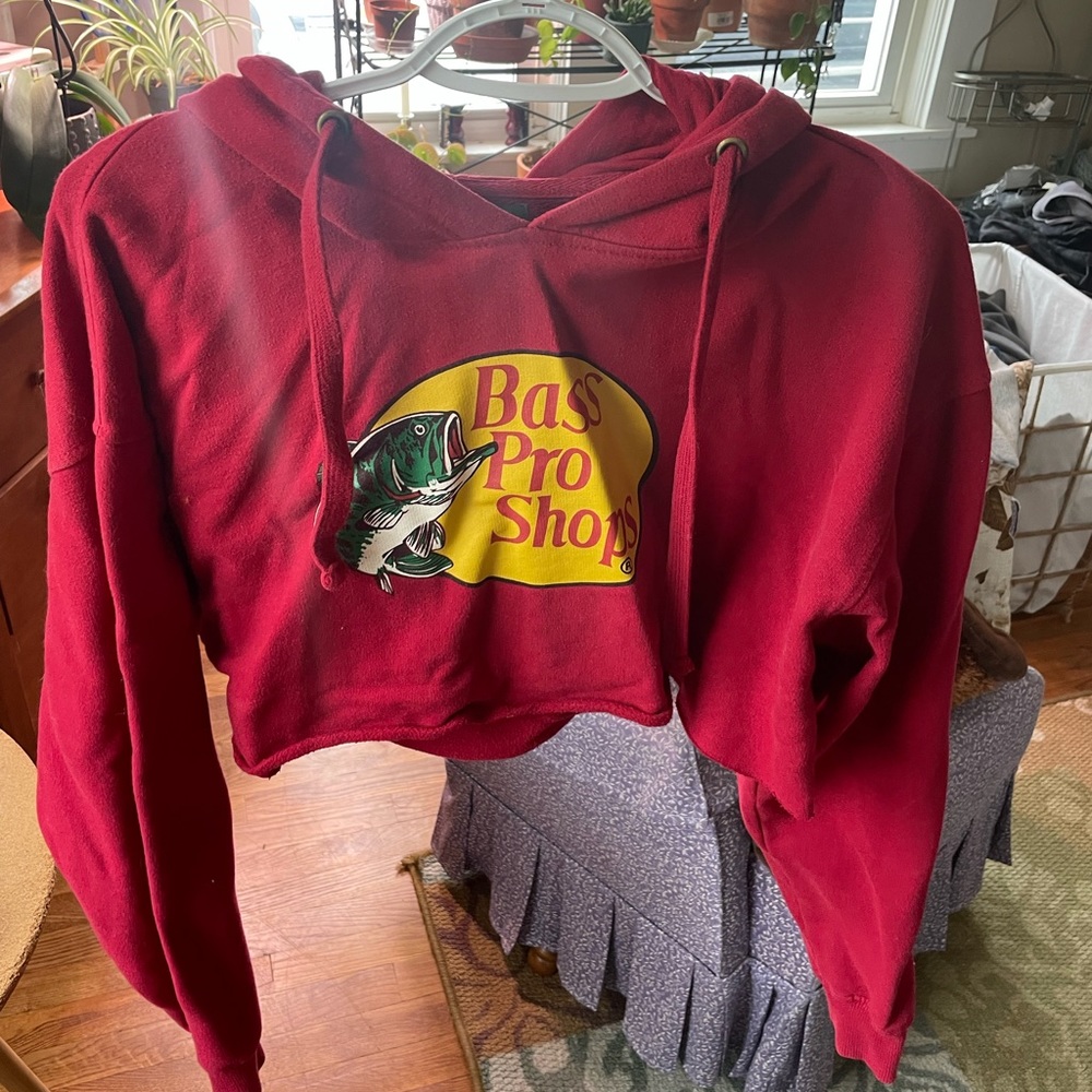 Bass pro shop crop hoodie